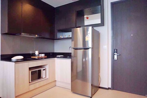 รูปภาพ 1 bed Condo in Edge Sukhumvit 23 Khlong Toei Nuea Sub District C012231