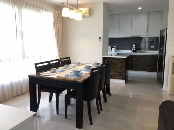 รูปภาพ 3 bed Condo in Chanarat Place Khlong Toei Nuea Sub District C012260