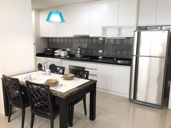 รูปภาพ 2 bed Condo in Chanarat Place Khlong Toei Nuea Sub District C012261