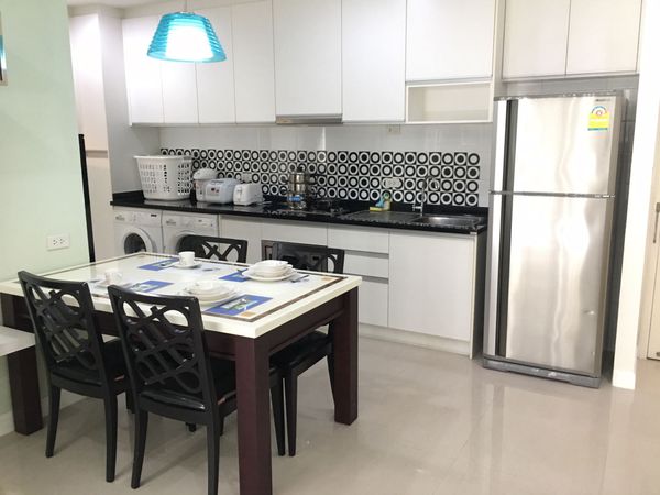 รูปภาพ 2 bed Condo in Chanarat Place Khlong Toei Nuea Sub District C012262