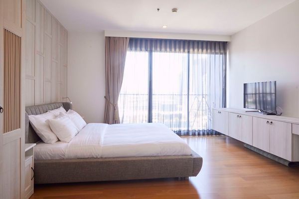 Picture of 1 bed Condo in Noble Reflex Samsennai Sub District C012268