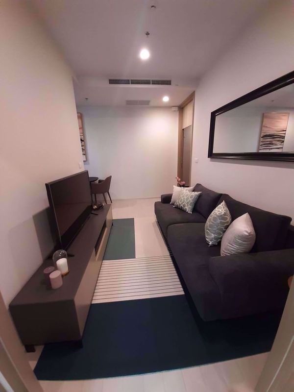 Picture of 1 bed Condo in Noble Ploenchit Lumphini Sub District C012279