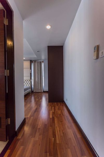 Picture of 3 bed Condo in Avenue 61 Khlong Tan Nuea Sub District C10025