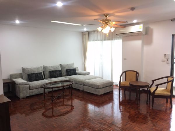 รูปภาพ 3 bed Condo in Tubtim Mansion Khlong Tan Nuea Sub District C012383