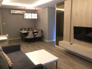 Picture of 2 bed Condo in UN Residence Khlong Tan Nuea Sub District C012391