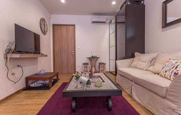 รูปภาพ 1 bed Condo in Hasu Haus Phrakhanongnuea Sub District C012409