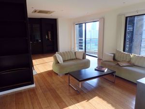 Picture of 2 bed Condo in Baan Somthavil Lumphini Sub District C012434