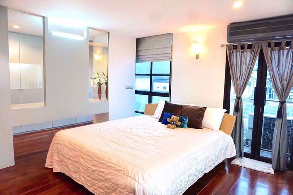 Picture of 2 bed Condo in Silom Terrace Silom Sub District C012481