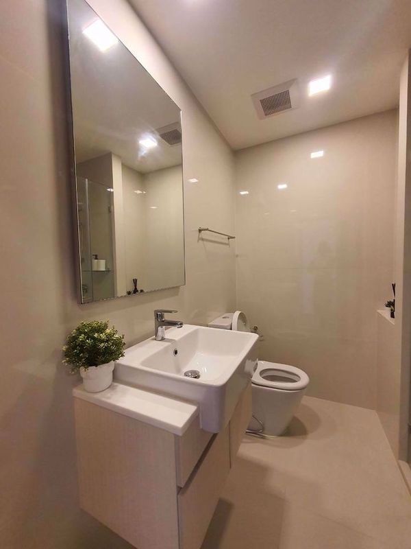 Picture of 1 bed Condo in Centric Ratchayothin Latyao Sub District C012506