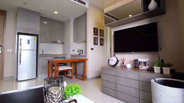 Picture of 1 bed Condo in M Silom Suriyawong Sub District C012515