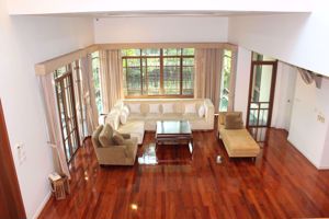 Picture of 4 bed House in Baan Sansiri Sukhumvit 67  Phrakhanongnuea Sub District H012597