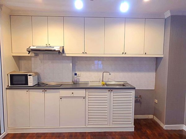 รูปภาพ 1 bed Condo in Rin House Khlong Tan Nuea Sub District C012621