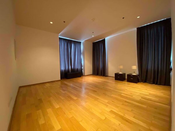 Picture of 2 bed Condo in The Empire Place Yan Nawa Sub District C012670