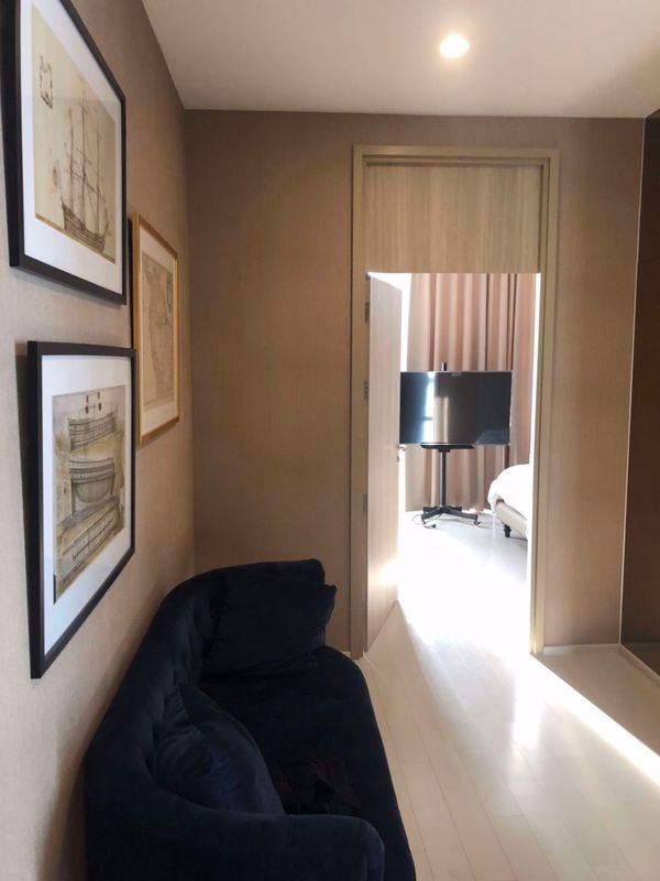 Picture of 1 bed Condo in Noble Ploenchit Lumphini Sub District C012675