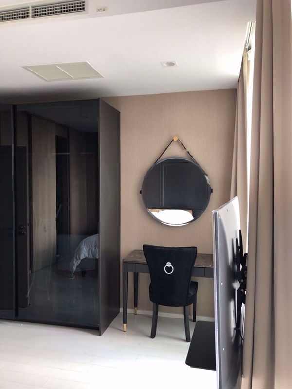 Picture of 1 bed Condo in Noble Ploenchit Lumphini Sub District C012675