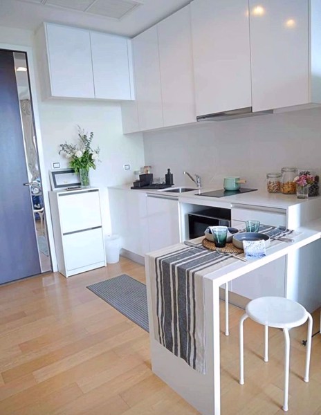 รูปภาพ 1 bed Condo in Equinox Chomphon Sub District C012704