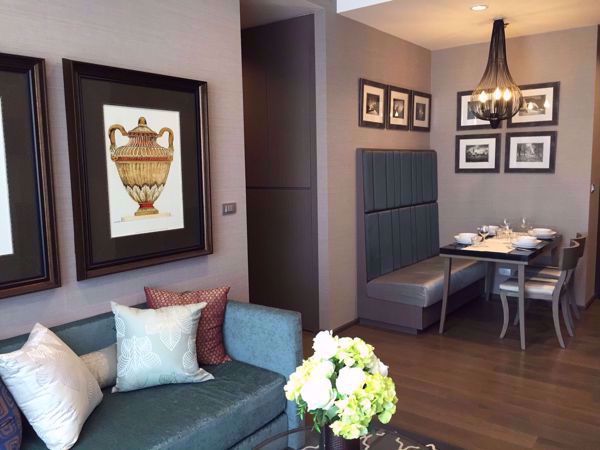 รูปภาพ 2 bed Condo in The Diplomat Sathorn Silom Sub District C012742