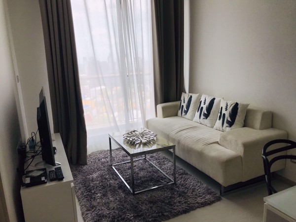 รูปภาพ 1 bed Condo in Rhythm Sukhumvit 42 Phra Khanong Sub District C012738