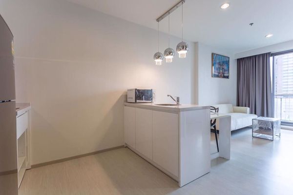 รูปภาพ 1 bed Condo in Rhythm Sukhumvit 42 Phra Khanong Sub District C012756