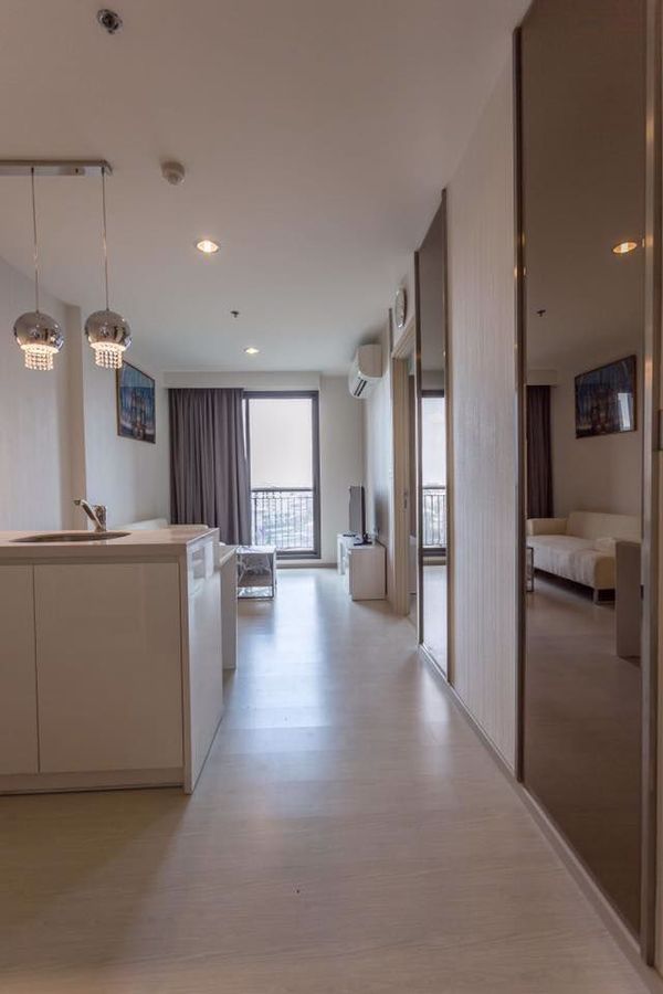 รูปภาพ 1 bed Condo in Rhythm Sukhumvit 42 Phra Khanong Sub District C012756