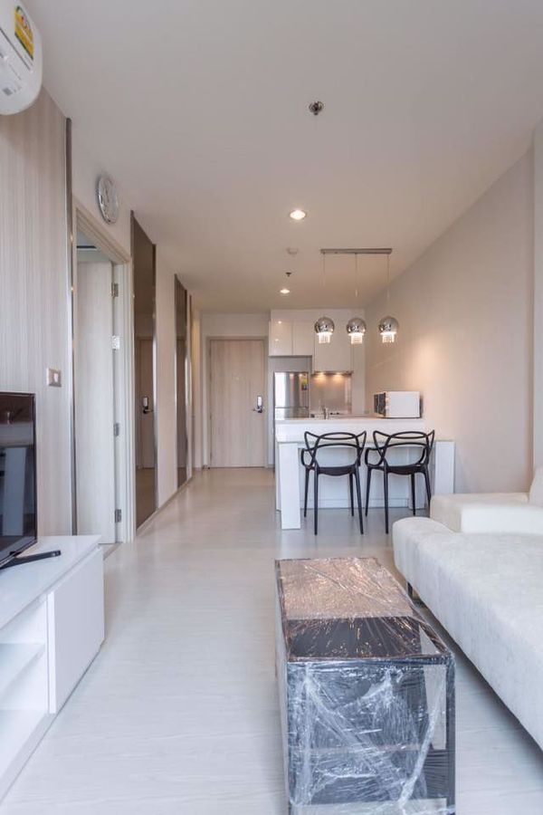 รูปภาพ 1 bed Condo in Rhythm Sukhumvit 42 Phra Khanong Sub District C012756