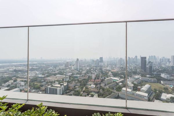 รูปภาพ 1 bed Condo in Rhythm Sukhumvit 42 Phra Khanong Sub District C012756