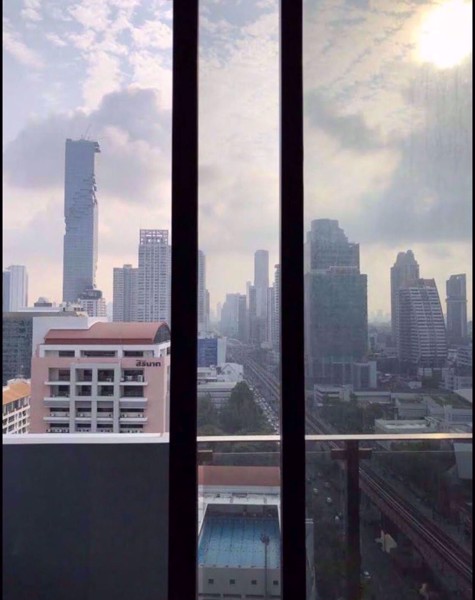 รูปภาพ 2 bed Condo in The Diplomat Sathorn Silom Sub District C012754