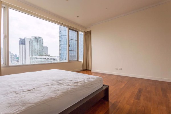 Picture of 3 bed Condo in Hampton Thonglor 10 Khlong Tan Nuea Sub District C005089