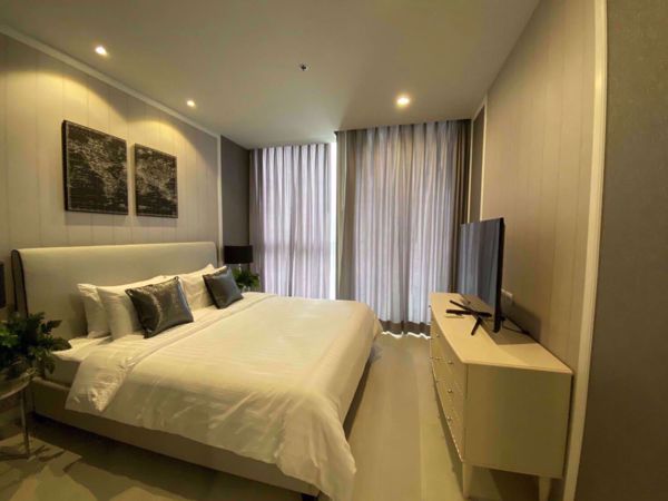 Picture of 2 bed Condo in Noble Ploenchit Lumphini Sub District C012815