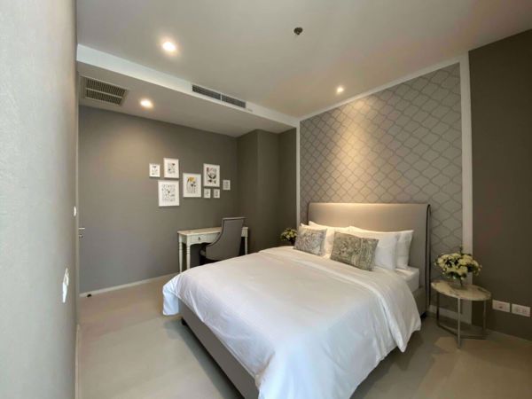 Picture of 2 bed Condo in Noble Ploenchit Lumphini Sub District C012815