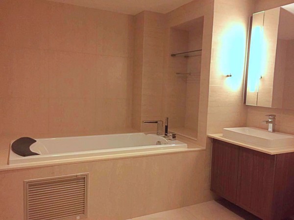 Picture of 2 bed Condo in The Hudson Sathorn 7 Thungmahamek Sub District C012834