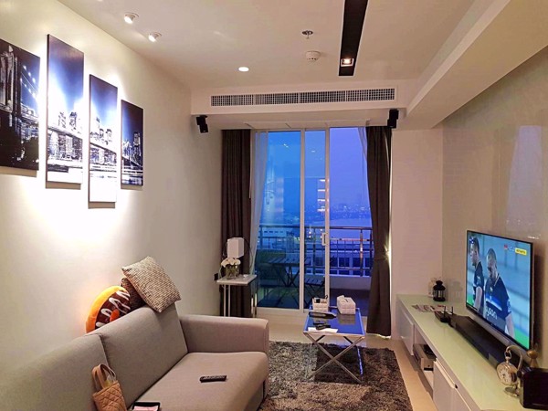 รูปภาพ 1 bed Condo in Supalai Prima Riva Chong Nonsi Sub District C012843