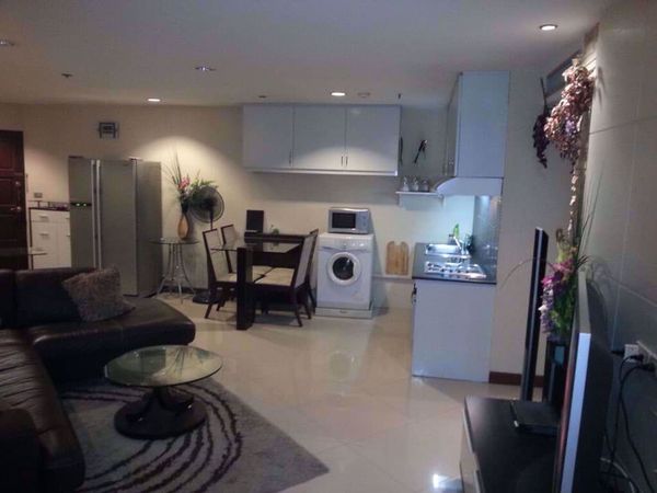 Picture of 2 bed Condo in Wittayu Complex Makkasan Sub District C012855