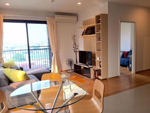 Picture of 2 bed Condo in The Vertical Aree Samsennai Sub District C012848