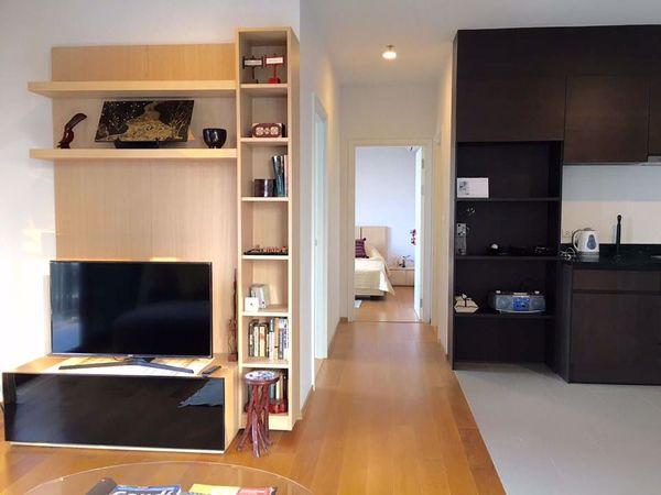 Picture of 2 bed Condo in The Vertical Aree Samsennai Sub District C012848