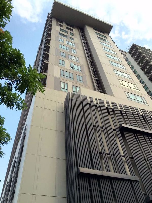 Picture of 2 bed Condo in The Vertical Aree Samsennai Sub District C012848