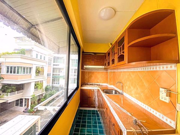 Picture of 2 bed Condo in Sathorn Condo Place Thungmahamek Sub District C012864