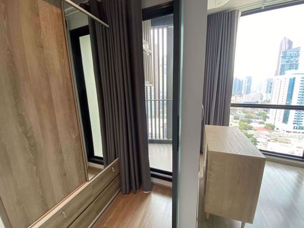 รูปภาพ 1 bed Condo in RHYTHM Ekkamai Khlong Tan Nuea Sub District C012871