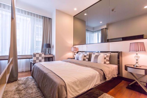 Picture of 2 bed Condo in Q Langsuan Lumphini Sub District C012918