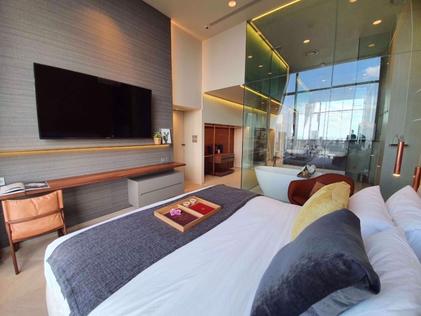 Picture of 3 bed Penthouse in The ESSE Asoke Khlong Toei Nuea Sub District P012937