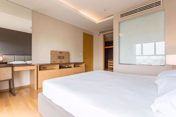 รูปภาพ 2 bed Condo in Aequa Sukhumvit 49 Khlong Tan Nuea Sub District C012983