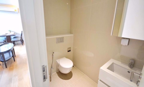 Picture of 2 bed Condo in H Sukhumvit 43 Khlong Tan Nuea Sub District C012986