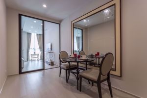 Picture of 1 bed Condo in Noble Ploenchit Lumphini Sub District C013001