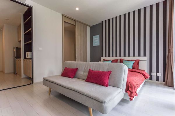 Picture of 1 bed Condo in Noble Ploenchit Lumphini Sub District C013002