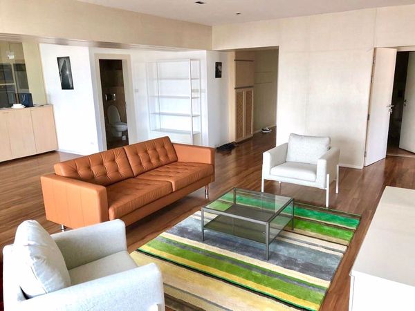 Picture of 3 bed Condo in Royal Castle Khlong Tan Nuea Sub District C013013