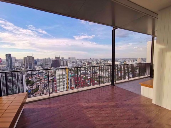 Picture of 1 bed Condo in The Issara Ladprao Chomphon Sub District C013049