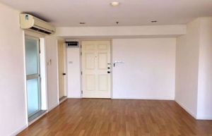 รูปภาพ 2 bed Condo in Lumpini Place Pinklao 2 Arunammarin Sub District C013058