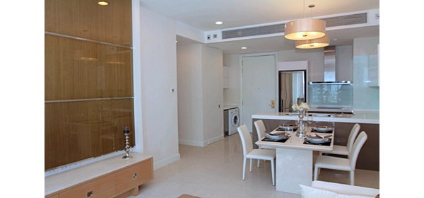 Picture of 2 bed Condo in Q Langsuan Lumphini Sub District C013078