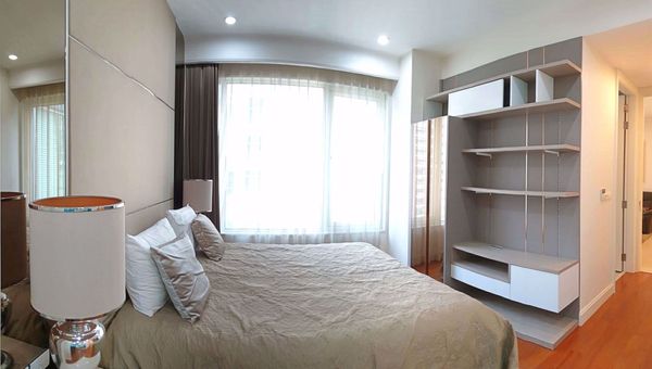 รูปภาพ 2 bed Condo in Q Langsuan Lumphini Sub District C013085