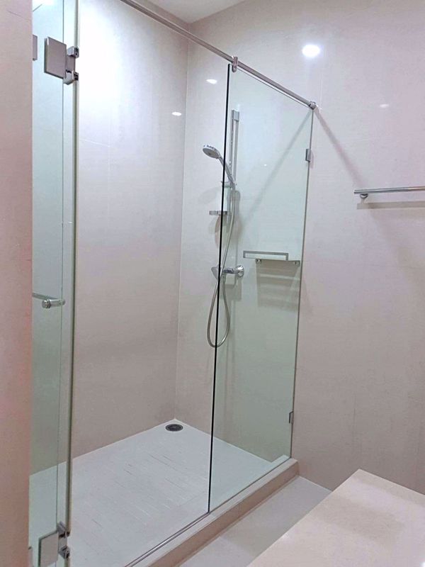 รูปภาพ 2 bed Condo in Q Langsuan Lumphini Sub District C013085